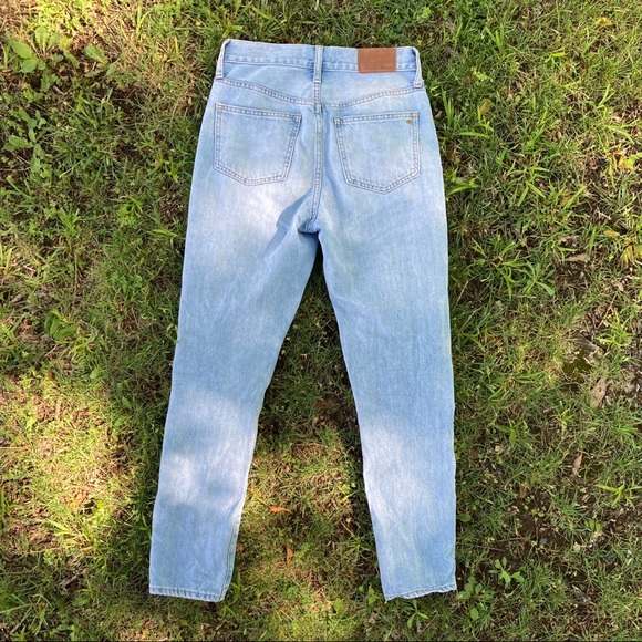 The Perfect Summer Jean - Picture 7 of 14